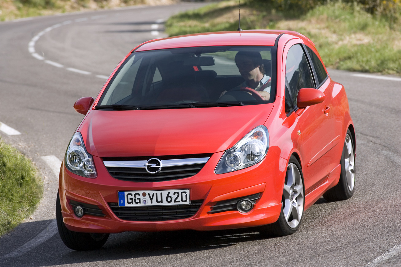 [auto-life_Opel_Corsa_GSi_6.jpg]